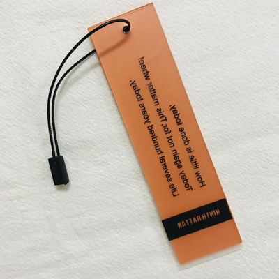 Ο γάμος cOem Debossing σας ευχαριστεί ταλάντευση Hangtag χαρτονιού με το σχοινί